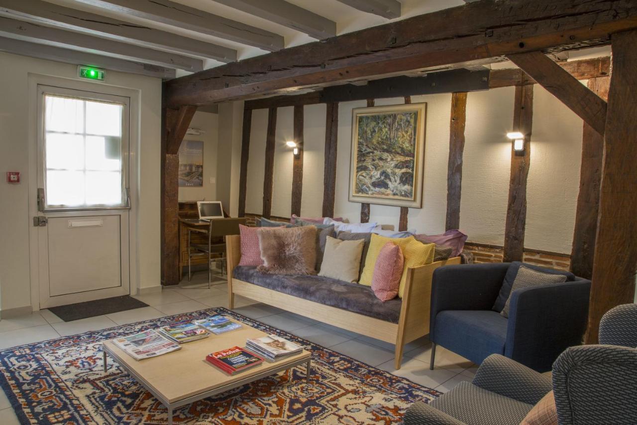 Logis Hotel Chaptal, 阿姆博斯 外观 照片