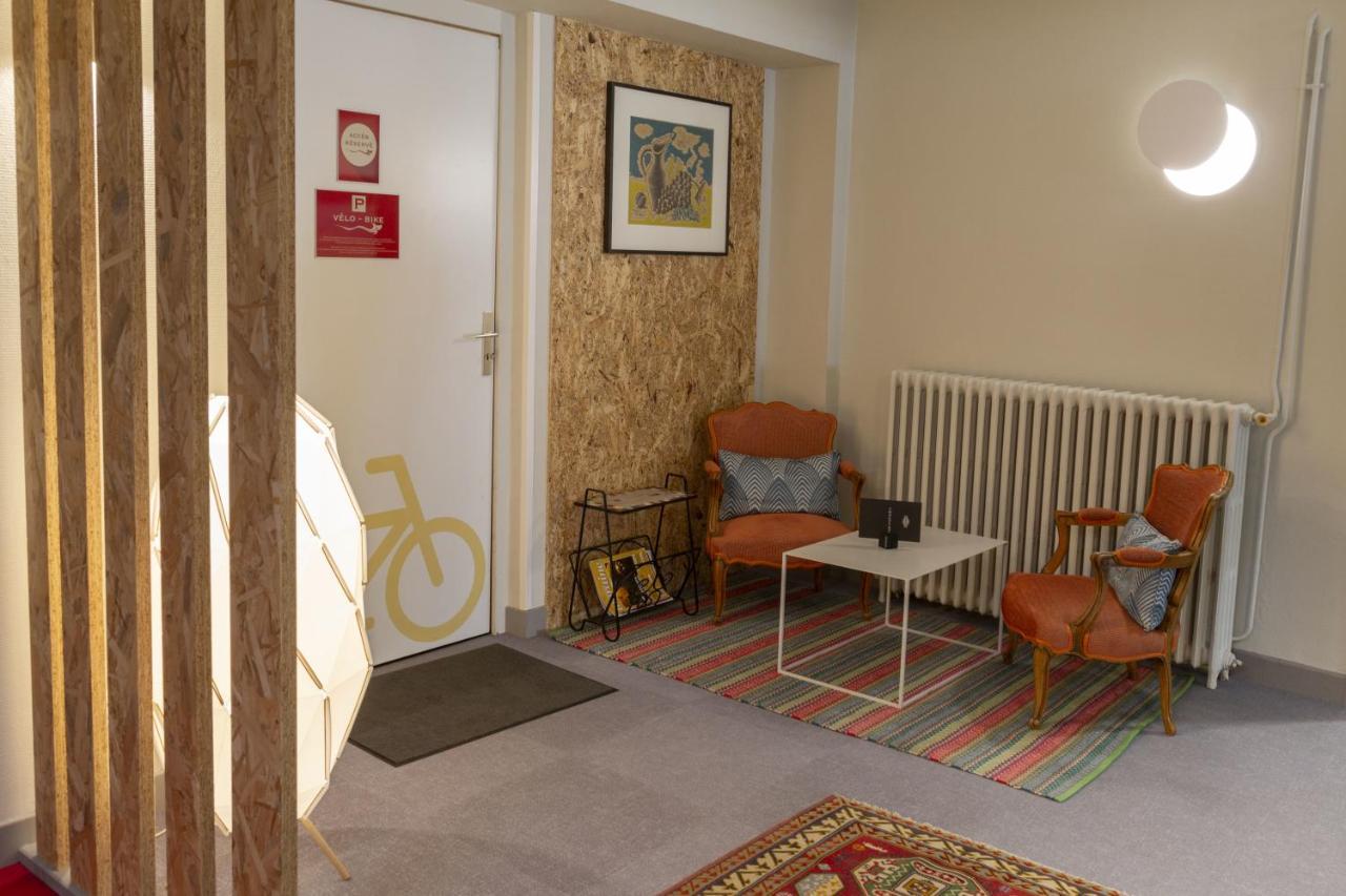 Logis Hotel Chaptal, 阿姆博斯 外观 照片